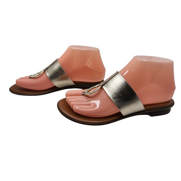 Tuscanella Made in Italy Womens Slip on Silver Color Thong Sandals - Picture 4 of 9